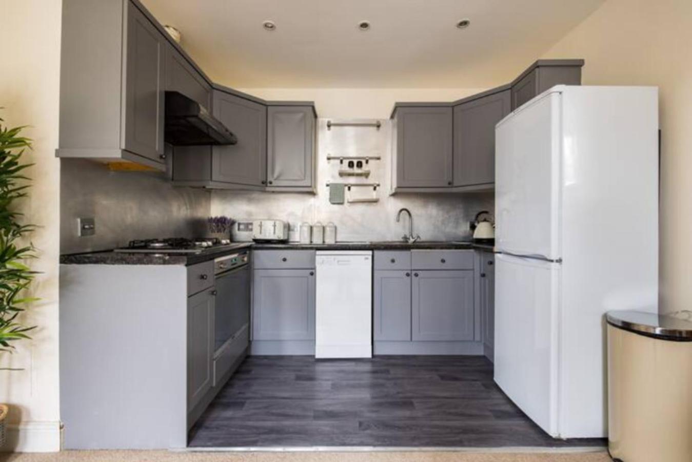 The West Kensington Collection Appartement Londen Buitenkant foto